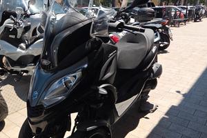 Piaggio MP3 300 hpe 2021 (PAT B) EUROSCOOTER esami