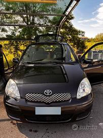 Toyota Yaris 1.0 benzina – affidabile, revisionata