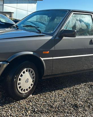 Lancia prisma unico proprietario