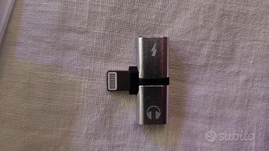 Splitter per caricabatterie ed auricolari Iphone