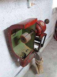 Mola/lucidatrice antica da muro per calzolaio