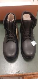 Scarponcini da pilota aereo.