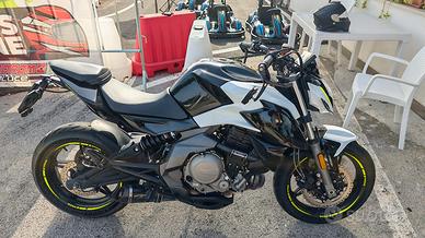 CF moto 650(quasi nuova)