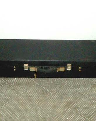 Custodia rigida tipo flight case, speakers