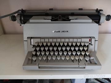 Macchina da scrivere Olivetti LINEA 98