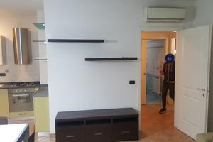 Trilocale ammobiliato