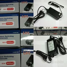 ALIMENTATORI UNIVERSALI