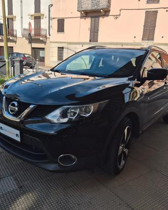 Nissan Qashqai 1.6 N-Connecta Tagliandi Certificat
