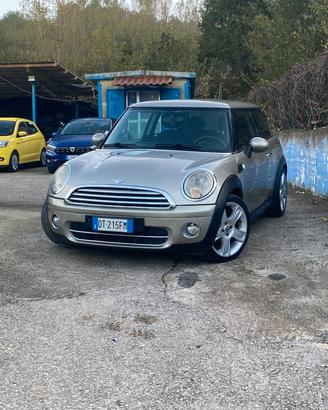 Mini 1.6 16V Cooper D Chili