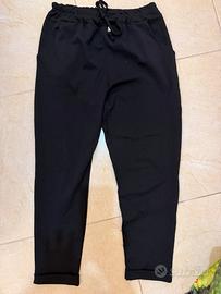 Pantalone nero elasticizzato