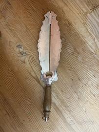 Pinza per cialde / ostie vintage in metallo e legn