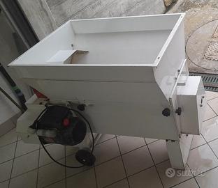 DIRASPATRICE-PIGIATRICE ELETTRICA PER UVA