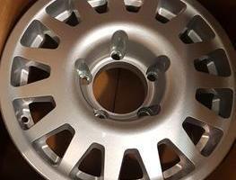 Crechi in lega Arcasting F15 Tech 7x16 Toyota