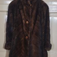 Pelliccia in code di visone