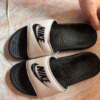 Ciabatte estive Nike bianco/nere taglia 41