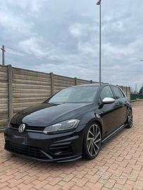  Golf R usato