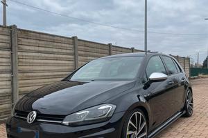  Golf R usato