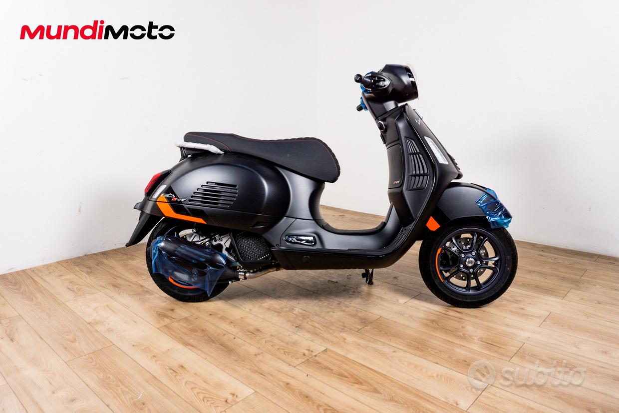 Vespe Vespa Club Sesto Fiorentino Vespa 50 Special Vendita In Moto