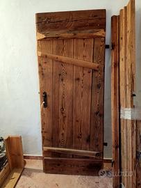 Porte in legno massiccio 