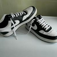 Nike Air Force nere