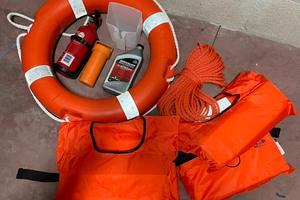 Dotazioni di sicurezza da bordo