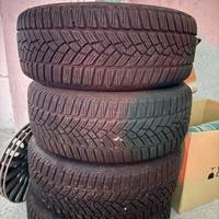 Gomme con cerchi da 16â misura 205 55 16