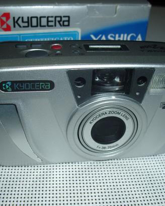 Macchina fotografica Yashica