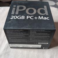 Scatola Apple IPod 4 generazione con accessori 