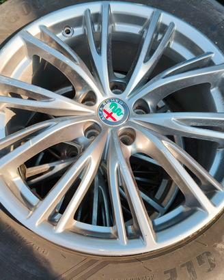 Quattro Cerchi in lega per Alfa Romeo misura 18
