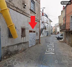 Magazzino Via Cava