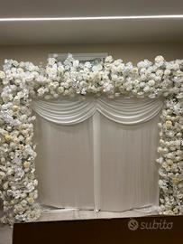 Fiori artificiali per decorazione matrimonio arco