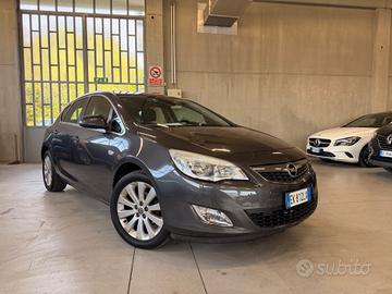 Opel Astra 1.4 Turbo 140CV 5 porte Cosmo