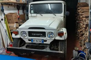 Toyota land cruiser bj 42 LX