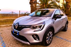 Captur Plug-in Hybrid E-Tech 160 CV Intens