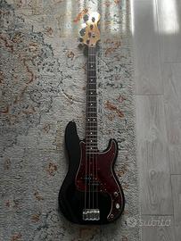Basso elettrico Fender Precision Mex