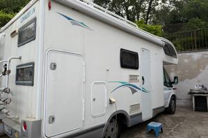 Camper Mansardato Chausson