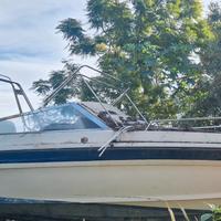 scafo con piccola  cabina arcos 27 cantiere giglio