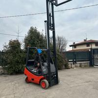 S113 Muletto Linde 16 q triplex alzata libera 420 