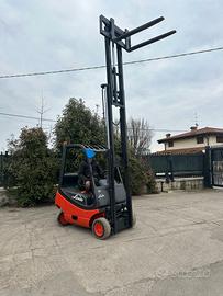 S113 Muletto Linde 16 q triplex alzata libera 420 