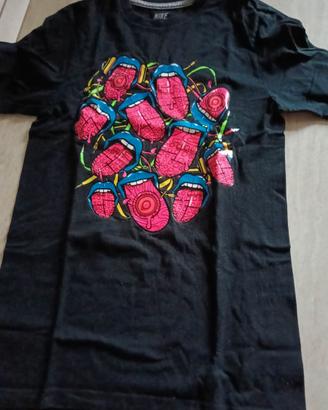 T-shirt nike