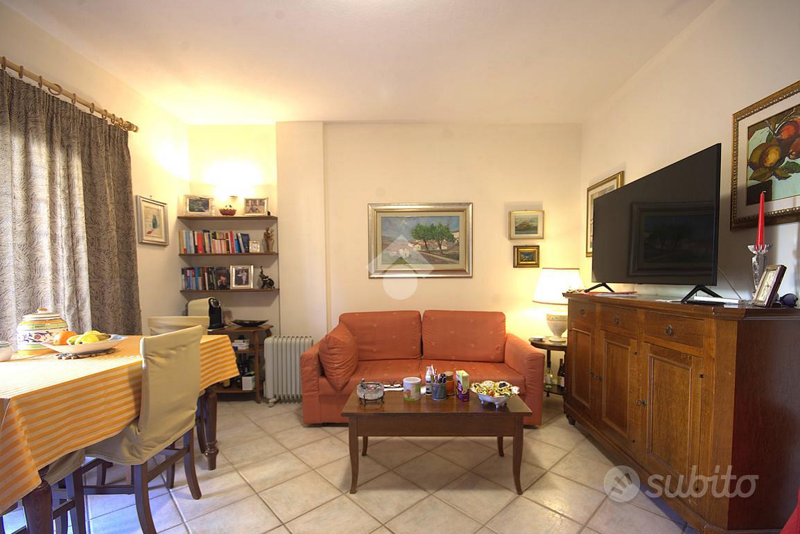 2 LOCALI A OLBIA - Vista 3