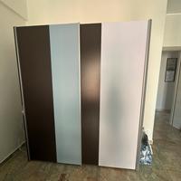 armadio  a due ante scorrevoli