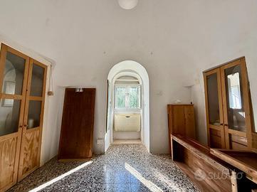 PORZIONE DI BIFAMILIARE A MONOPOLI