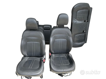 TAPPEZZERIA SEDILI IN PELLE KIA SPORTAGE 3 2014