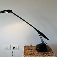 Lampada da scrivania moderna