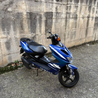 Yamaha aerox 50