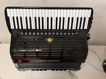 Fisarmonica Victoria a bassi sciolti