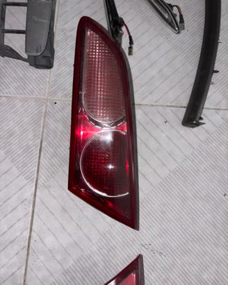 coppia stop baule alfa romeo 159