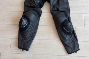 pantalone pelle tg 50    €60 tratt