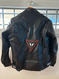 Giacca uomo ecopelle da moto imbottita su spalle e